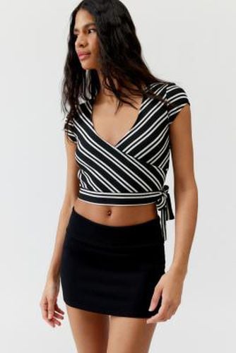 Tanya Wrap Top - Black XS at Urban Outfitters - Silence + Noise - Modalova