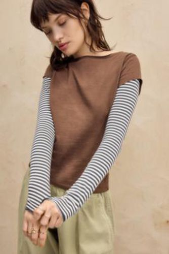 Sloane Layered Twofe T-Shirt - XS at Urban Outfitters - BDG - Modalova