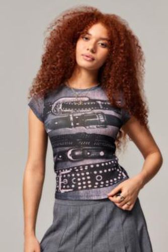 UO Belts Photocopy Baby T-Shirt - XS at - Urban Outfitters - Modalova