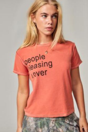 UO People Pleasing T-Shirt - Red M/L at - Urban Outfitters - Modalova