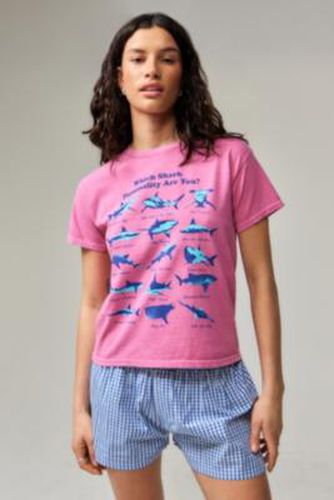 UO Shark Personality T-Shirt - Pink S/M at - Urban Outfitters - Modalova