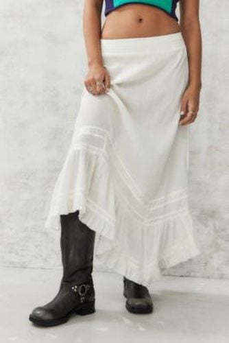 UO White Crinkle Asymmetrical Prairie Maxi Skirt - White L at - Urban Outfitters - Modalova