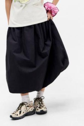 UO Mindi Bubble Maxi Skirt - XS at - Urban Outfitters - Modalova