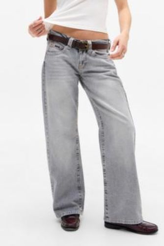 Kayla Lowrider Smoky Jeans - 27W 32L at Urban Outfitters - BDG - Modalova