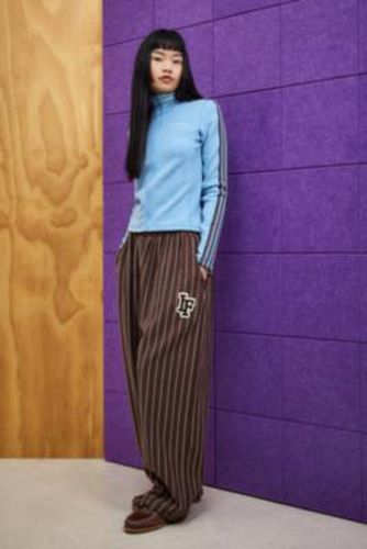 Iets frans. Pinstripe Harri Joggers - 2XS at Urban Outfitters - iets frans... - Modalova