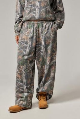 Hunter Camo Baggy Jogger - L at Urban Outfitters - BDG - Modalova