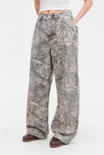 Washed Tree Camo Trousers - L at Urban Outfitters - BDG - Modalova