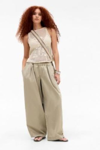 Bobbi Baggy Cocoon Trousers - XS at Urban Outfitters - BDG - Modalova