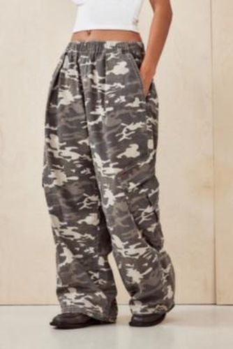 Bobbi Cocoon Pants - M at Urban Outfitters - BDG - Modalova