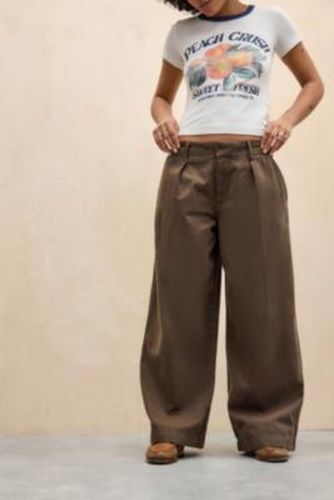 Rey Wide Leg Chino Trousers - S at Urban Outfitters - BDG - Modalova