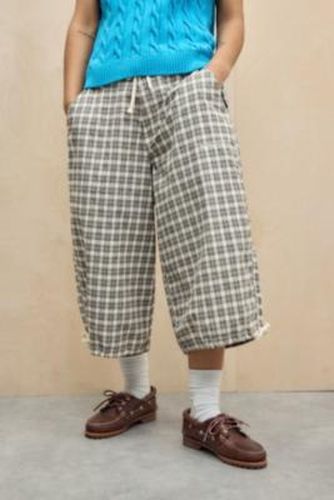 Iets frans. Toronto Check Crop Trousers - XS at Urban Outfitters - iets frans... - Modalova