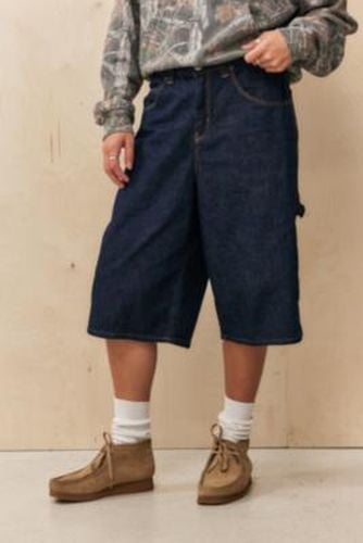 Astrid Longline Dark Rinse Jorts - Dark Blue 24 at Urban Outfitters - BDG - Modalova