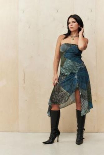 Evara Bandeau Dress 2XS at Urban Outfitters - Silence + Noise - Modalova