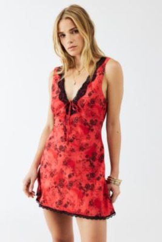 Kirsten Slip Dress - Red 2XS at Urban Outfitters - Light Before Dark - Modalova