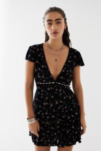 Megan Floral Mini Dress - Black 2XS at Urban Outfitters - Light Before Dark - Modalova