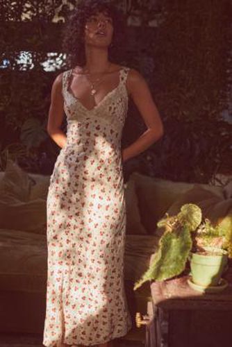 Bex Floral Print Lingerie Slip Dress - Cream XL at Urban Outfitters - Light Before Dark - Modalova