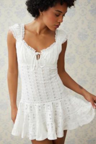 Ava Broderie Mini Dress - White 2XS at Urban Outfitters - Kimchi Blue - Modalova