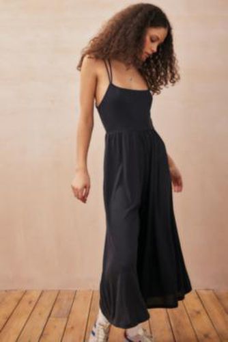 UO Sadie Scoop Cupro Jumpsuit - 2XS at - Urban Outfitters - Modalova