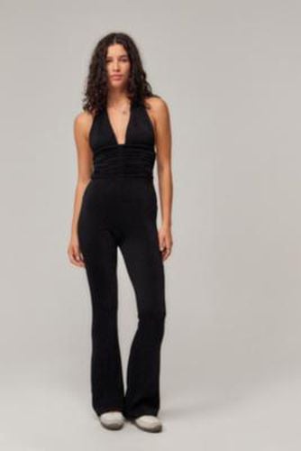 Aston Halterneck Jumpsuit - 2XS at Urban Outfitters - Silence + Noise - Modalova