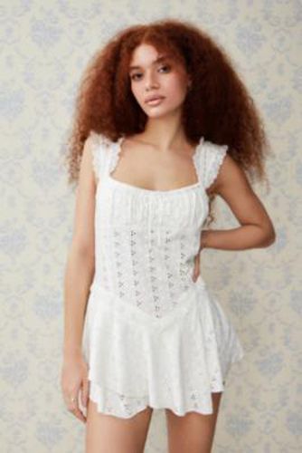 Broderie Playsuit - White 2XS at Urban Outfitters - Kimchi Blue - Modalova