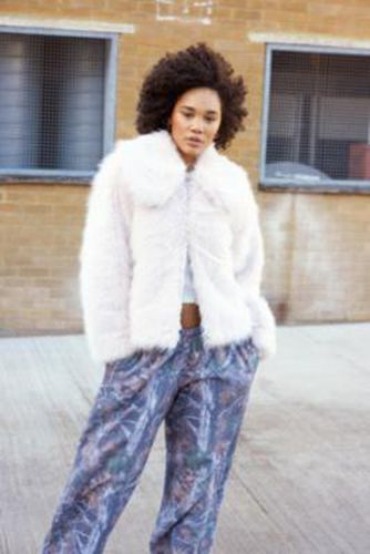 Kimchi Blue Faux Fur Coat Jacket - 2XS at - Urban Outfitters - Modalova