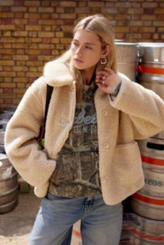 Kiki Borg Coat Jacket - Cream 2XS at Urban Outfitters - Kimchi Blue - Modalova