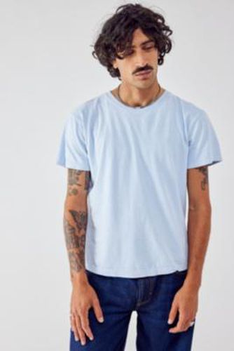 BDG Blue 90s Classic Fit T-Shirt - Blue 2XS at - Urban Outfitters - Modalova