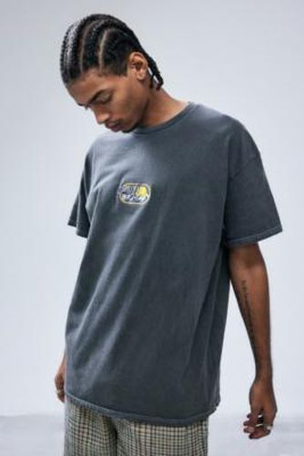 UO Washed Fuji T-Shirt - 2XS at - Urban Outfitters - Modalova