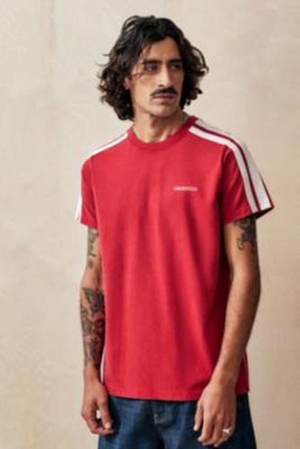 Iets frans. Taped T-Shirt - Red 2XS at Urban Outfitters - iets frans... - Modalova