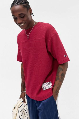 UO Exclusive Burgundy Waffle T-Shirt M at Urban Outfitters - Champion - Modalova