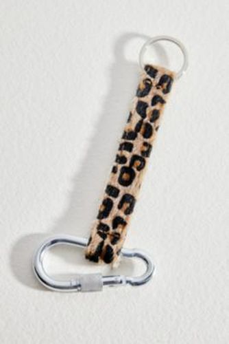 Leopard Strap Carabiner Keyring - Brown ALL at - Urban Outfitters - Modalova