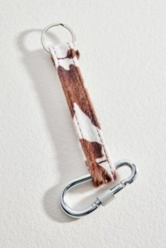 UO Cow Print Keyring - at - Urban Outfitters - Modalova