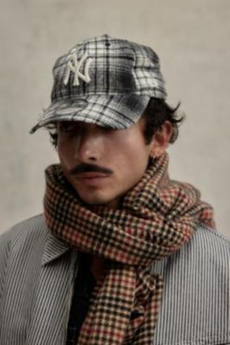 Black & White Check 9TWENTY Cap at Urban Outfitters - New Era - Modalova