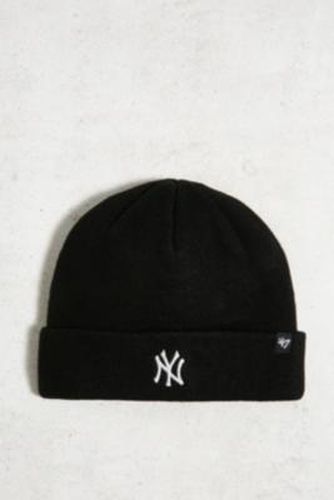 Brand '47 Brand NY Yankees Black Beanie - Black at Urban Outfitters - ’47 Brand - Modalova