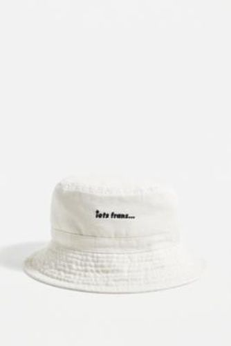 Iets frans. Ecru Bucket Hat - Ivory at Urban Outfitters - iets frans... - Modalova
