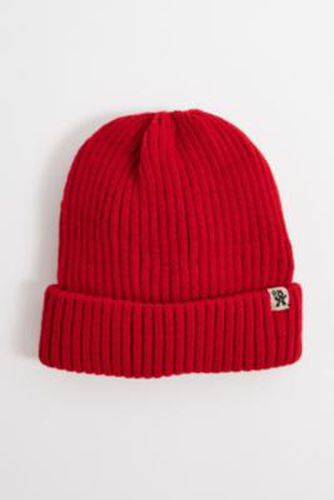 Red Beanie - Red at Urban Outfitters - Ayker - Modalova