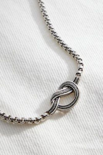 Recast Discordance Knot Chain Necklace - Silver at Urban Outfitters - Icon - Modalova