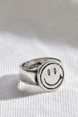 Surf Smile Ring - Silver L at Urban Outfitters - Icon - Modalova