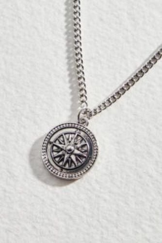 Brand Compass Pendant Necklace - Silver at Urban Outfitters - Icon - Modalova