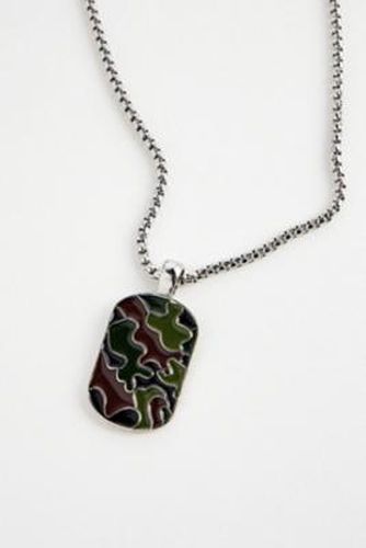 Camo Dog Tag Necklace - Green at Urban Outfitters - Silence + Noise - Modalova