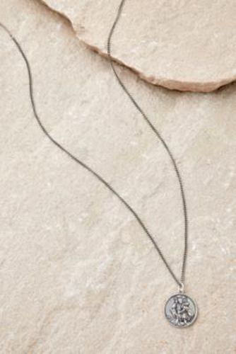 Guidance Pendant Necklace - Silver at Urban Outfitters - Serge DeNimes - Modalova