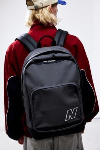 Legacy Backpack - Grey ALL at Urban Outfitters - New Balance - Modalova