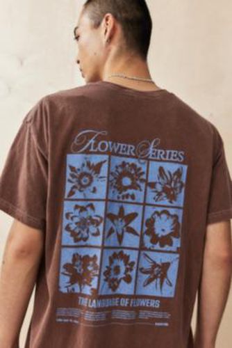 UO Flower Series T-Shirt - S at - Urban Outfitters - Modalova