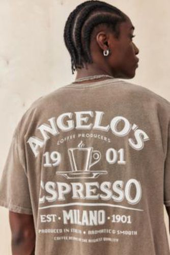 UO Brown Espresso T-Shirt - Brown 2XS at - Urban Outfitters - Modalova