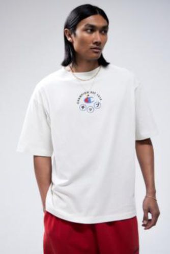 UO Exclusive White Japanese Arc T-Shirt - White S at Urban Outfitters - Champion - Modalova