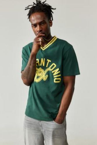 UO Green San Antonio T-Shirt - Green M at - Urban Outfitters - Modalova