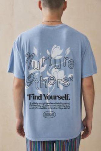 UO Nurture Others T-Shirt - Blue 2XS at - Urban Outfitters - Modalova