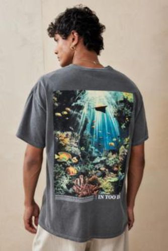 UO Washed Black Fish In Too Deep T-Shirt - Black S at - Urban Outfitters - Modalova