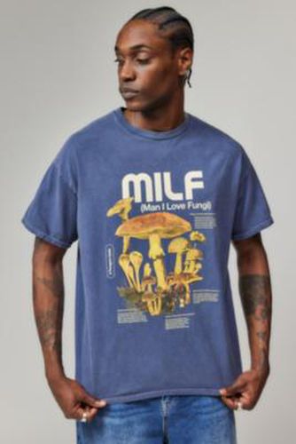 UO Fungi Milf T-Shirt - Navy 2XS at - Urban Outfitters - Modalova