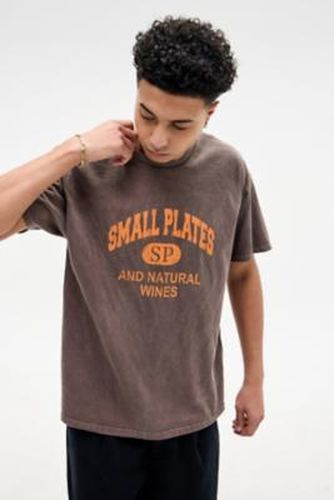 UO Brown Small Plates T-Shirt - Brown XS at - Urban Outfitters - Modalova